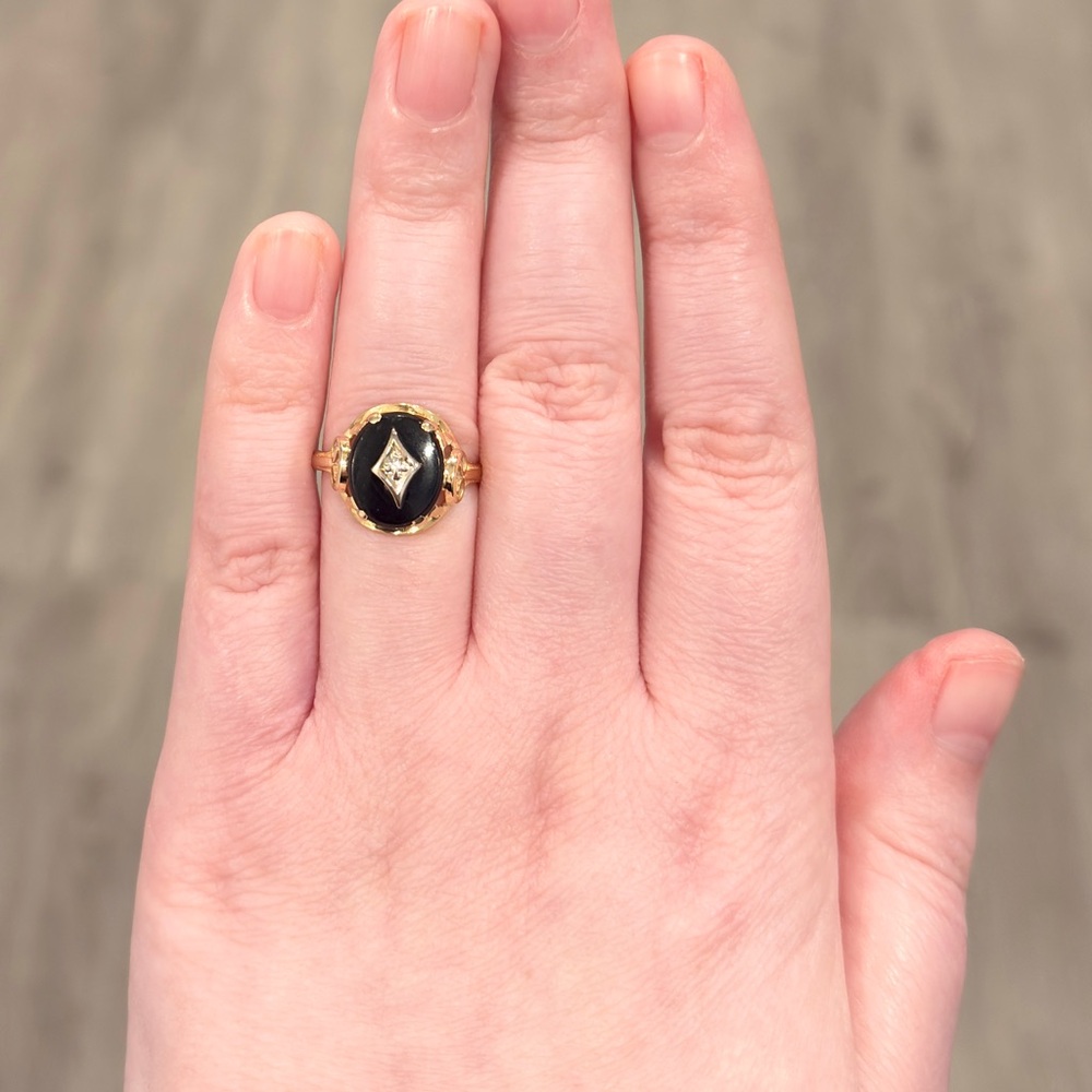 Vintage 14K Art Deco Onyx Diamond Ring, Yellow Gold Black Oval Size 7.25 - Picture 12 of 17